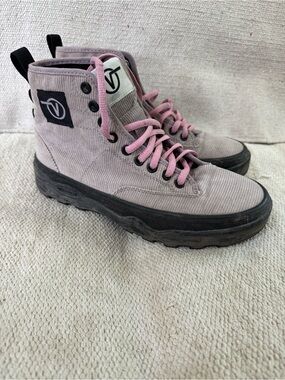 Vans Cords wm’s 7 1/2 - men’s 6 - high-Top Lace-Up sentry Boots / sneakers